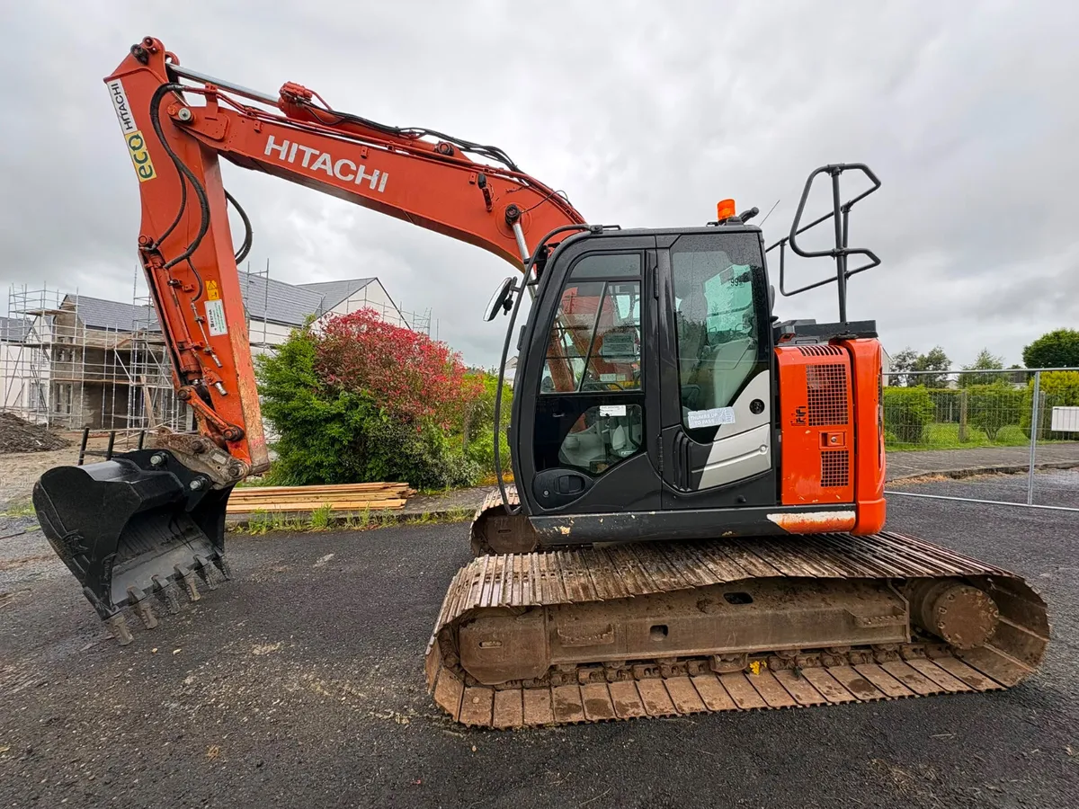 2021 Hitachi ZX 135-6 Zero Swing  Excavator - Image 1