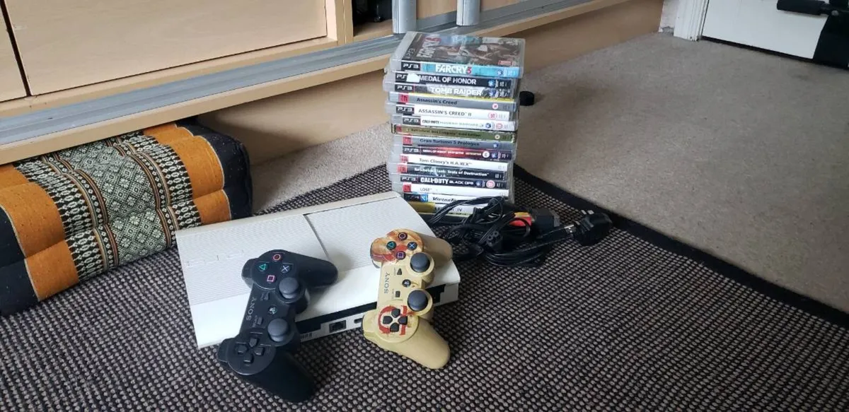 PLAYSTATION 3 - Image 1