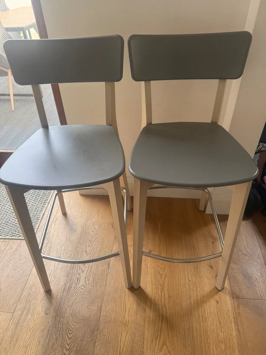 3 stools - Image 2