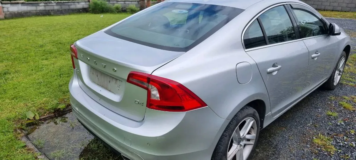 Volvo s60 2.0 141 for breaking - Image 4