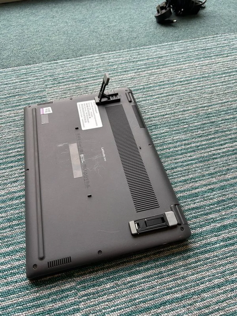 Laptop Dell Latitude3410 8Gb-RAM 256-SSD 14" - Image 4