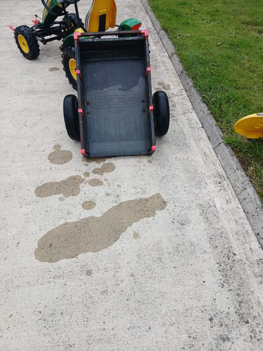 John Deere Berg Go cart and trailer - Image 4