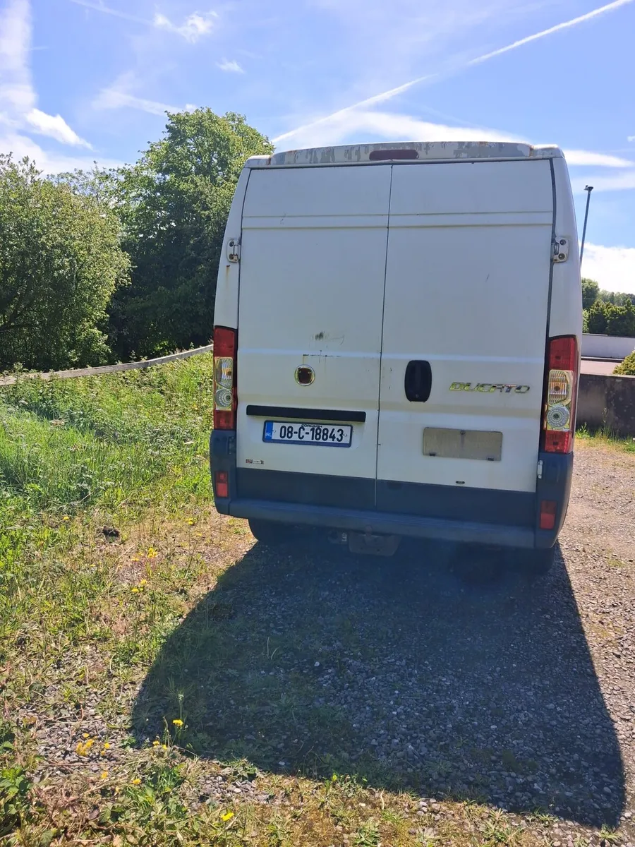 Van - Image 2