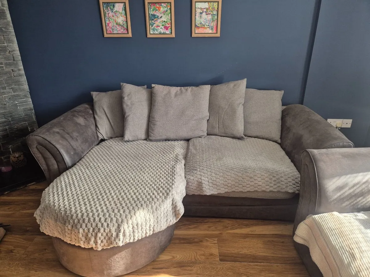 3 and 2 seater sofa free to take away collection o - Image 3
