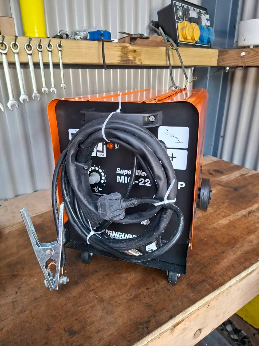 Vanguard MiG 225 AMP gas welder - Image 1