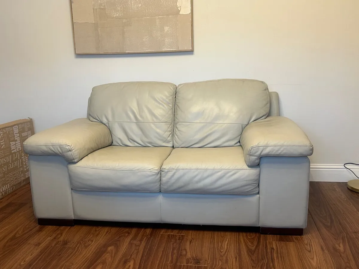 2 seater & 3 seater leather sofa - Image 2