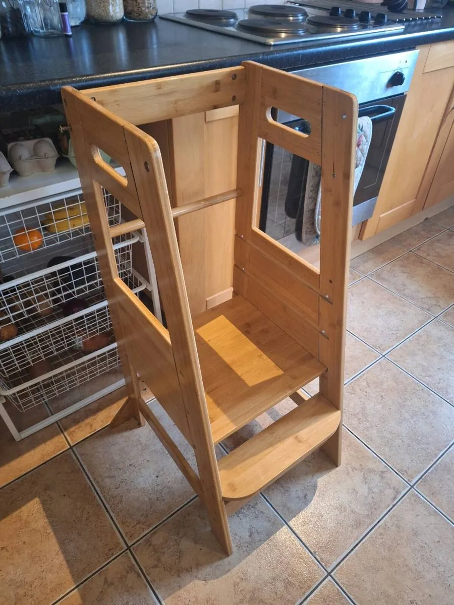 Kitchen Climbing Tower for children and toddlers - Image 1