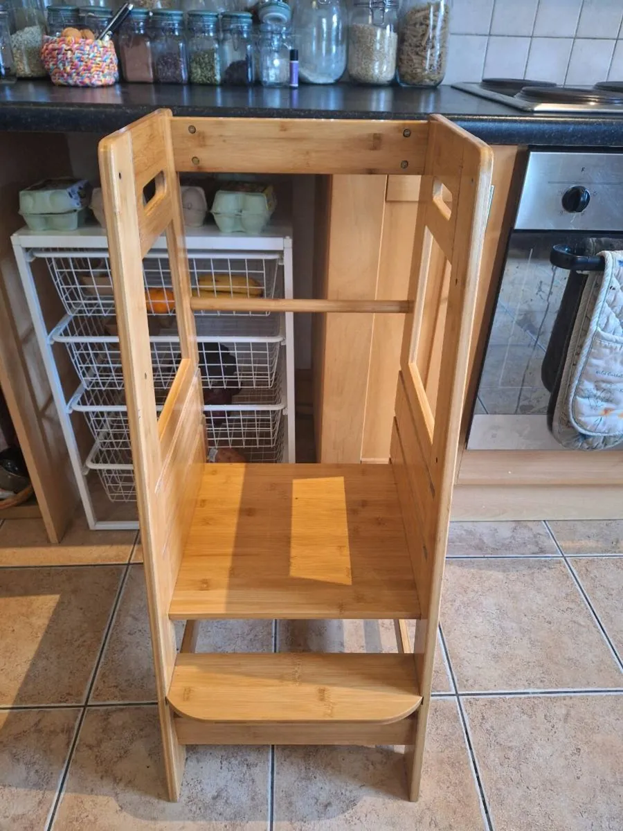 Kitchen Climbing Tower for children and toddlers - Image 2