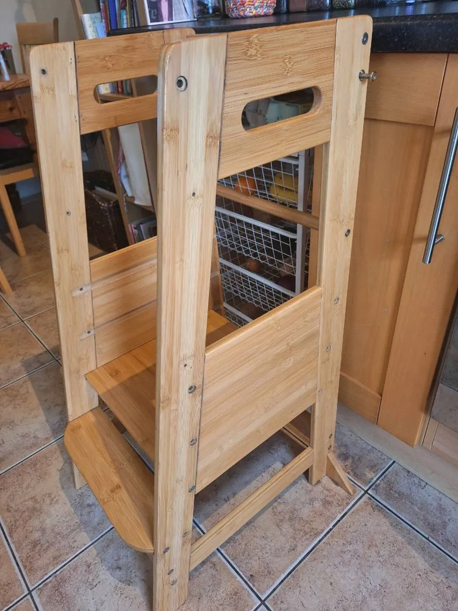 Kitchen Climbing Tower for children and toddlers - Image 3
