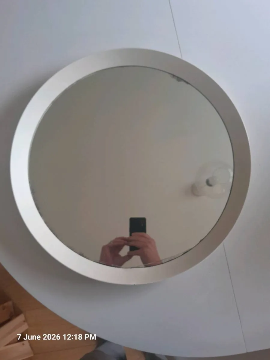 IKEA mirror FREE - Image 3