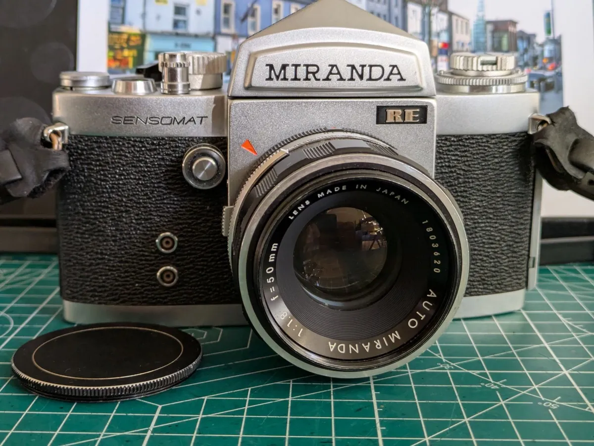 🎞️ Miranda Sensomat RE film SLR camera - Image 1