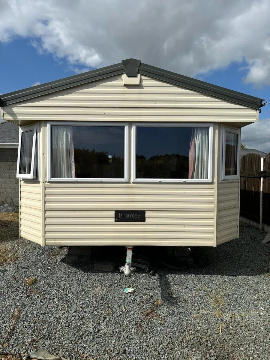 Mobile Home Delta 25ft - Image 1