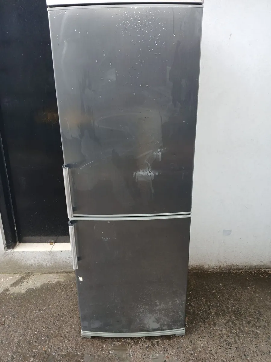FRIDGE AND FREEZER FOR SALE - Image 4