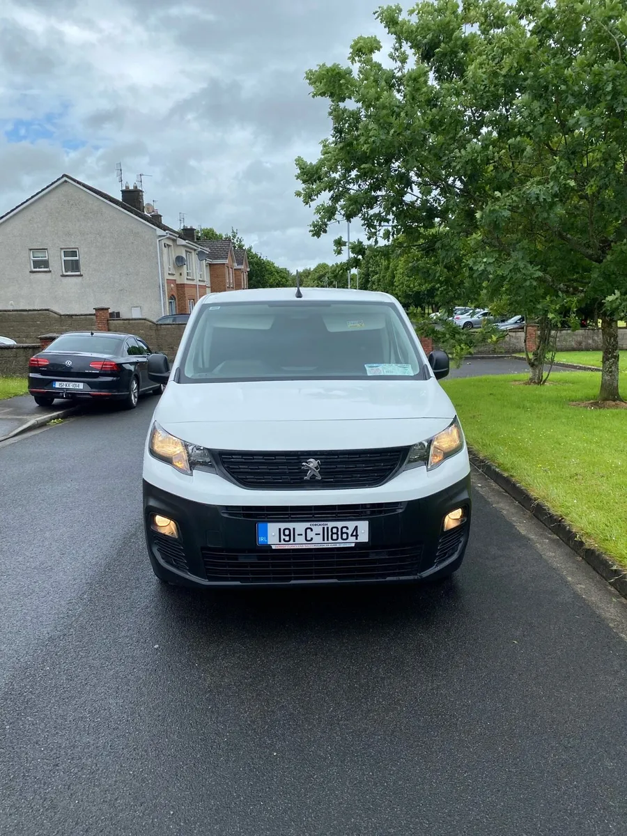 Peugeot Partner - Image 1
