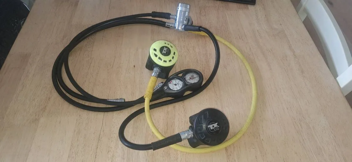 Apeks TX 40 Diving Regulators - Image 1