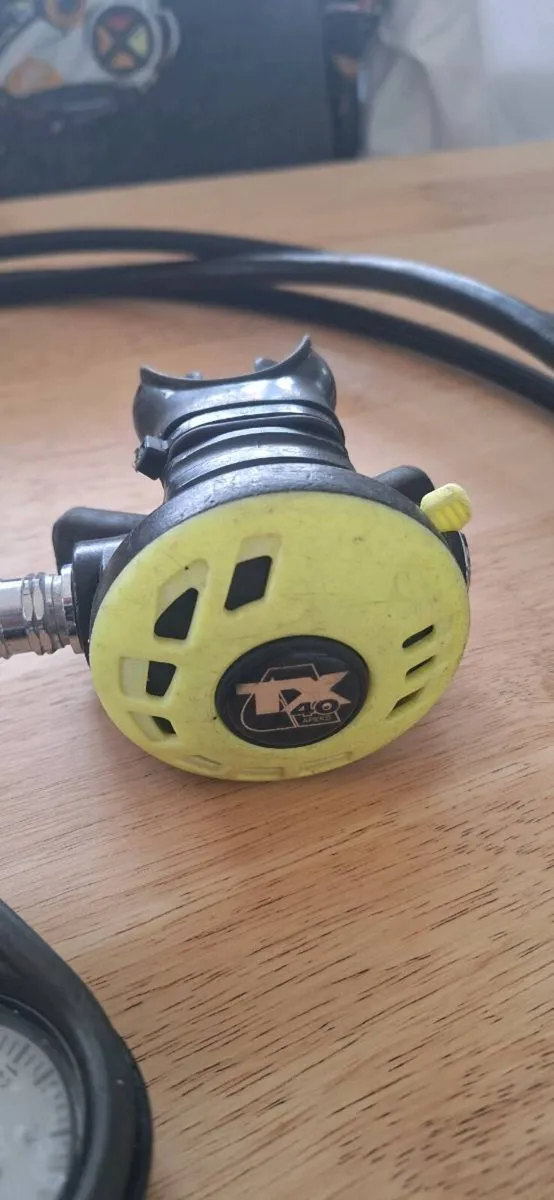 Apeks TX 40 Diving Regulators - Image 3