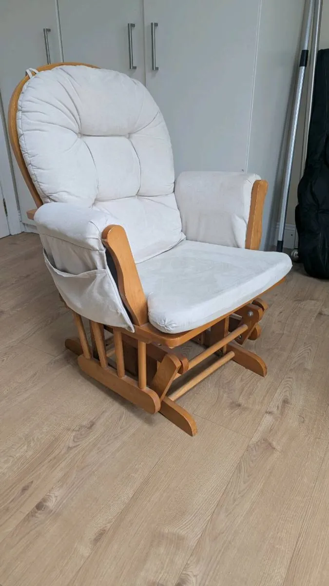 Rocking chair - Image 1