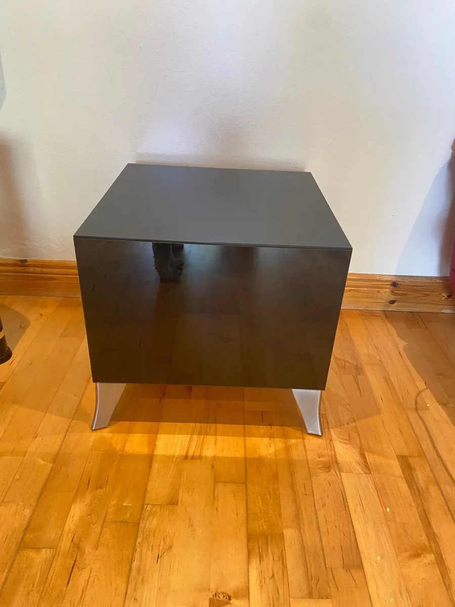 Coffee table - Image 1