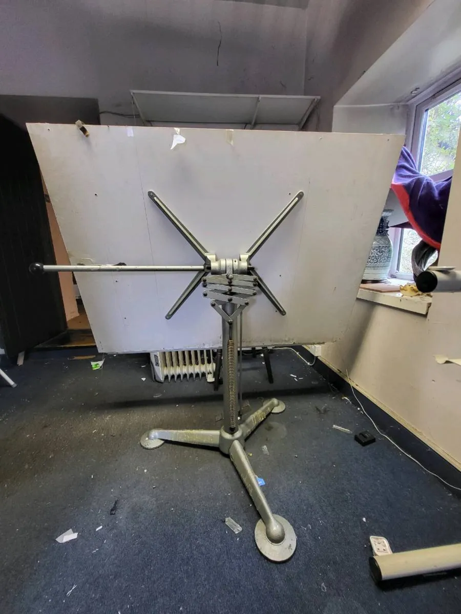 Architects drawing table. - Image 1