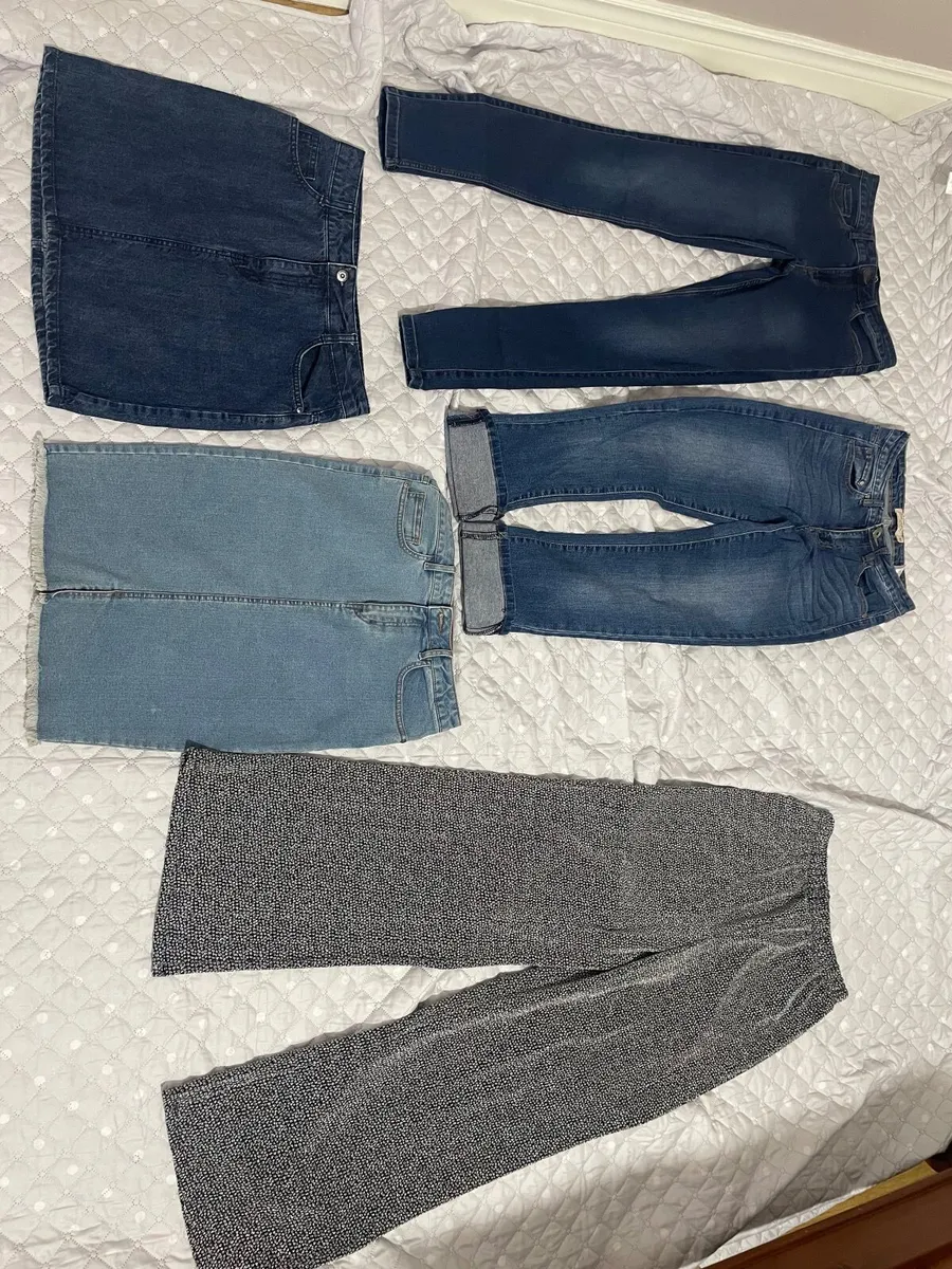 Women’s clothing - Image 4