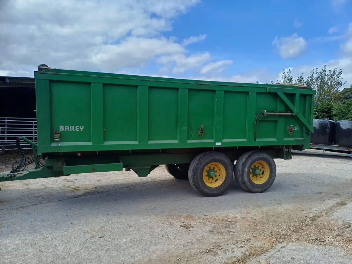 Bailey grain trailer - Image 2