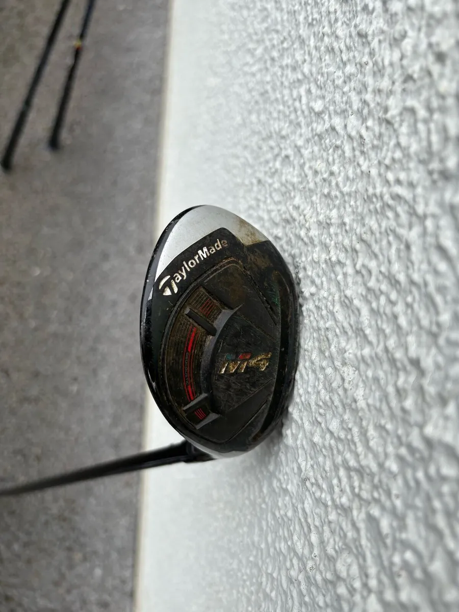 Taylormade m4 hybrid - Image 1