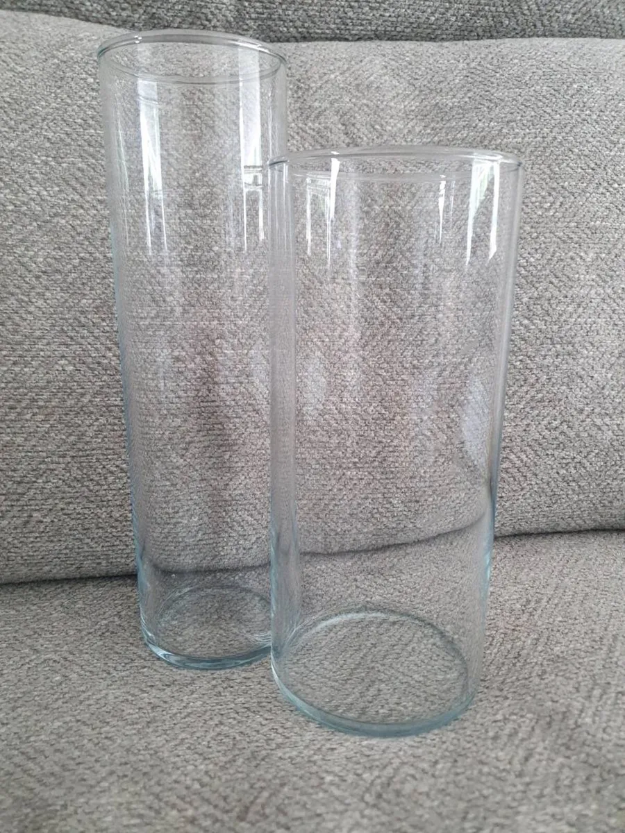 Hurricane Vases for Sale - Image 3