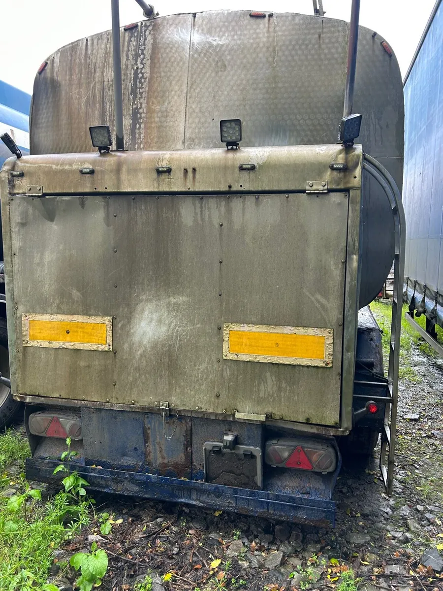 Slurry tanker - Image 3