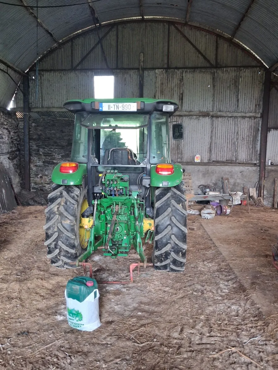 John Deere 5070 - Image 2