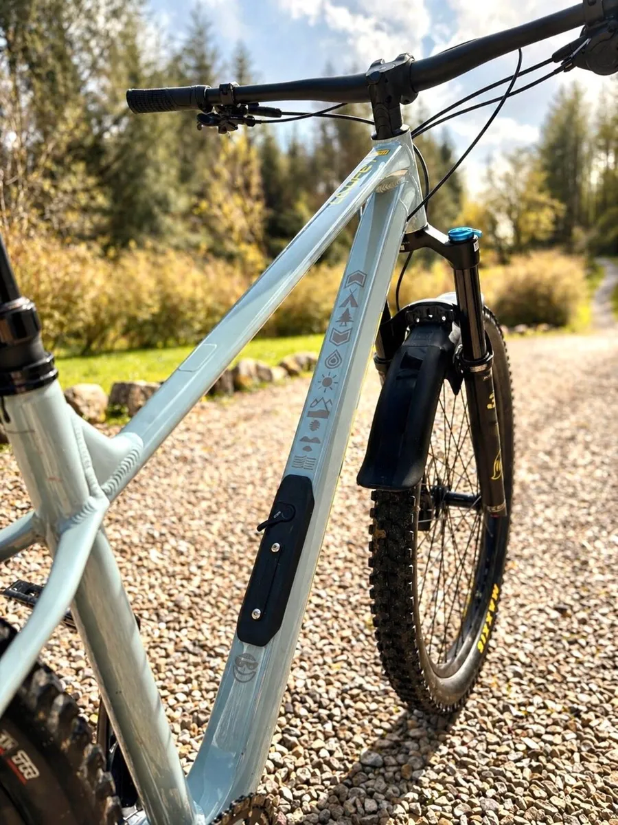 2025 Orbea Laufey H-LTD - Image 3