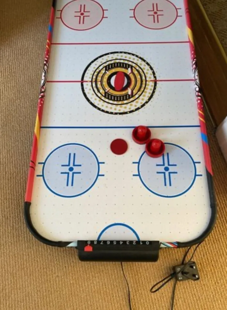 Table ice hockey - Image 1