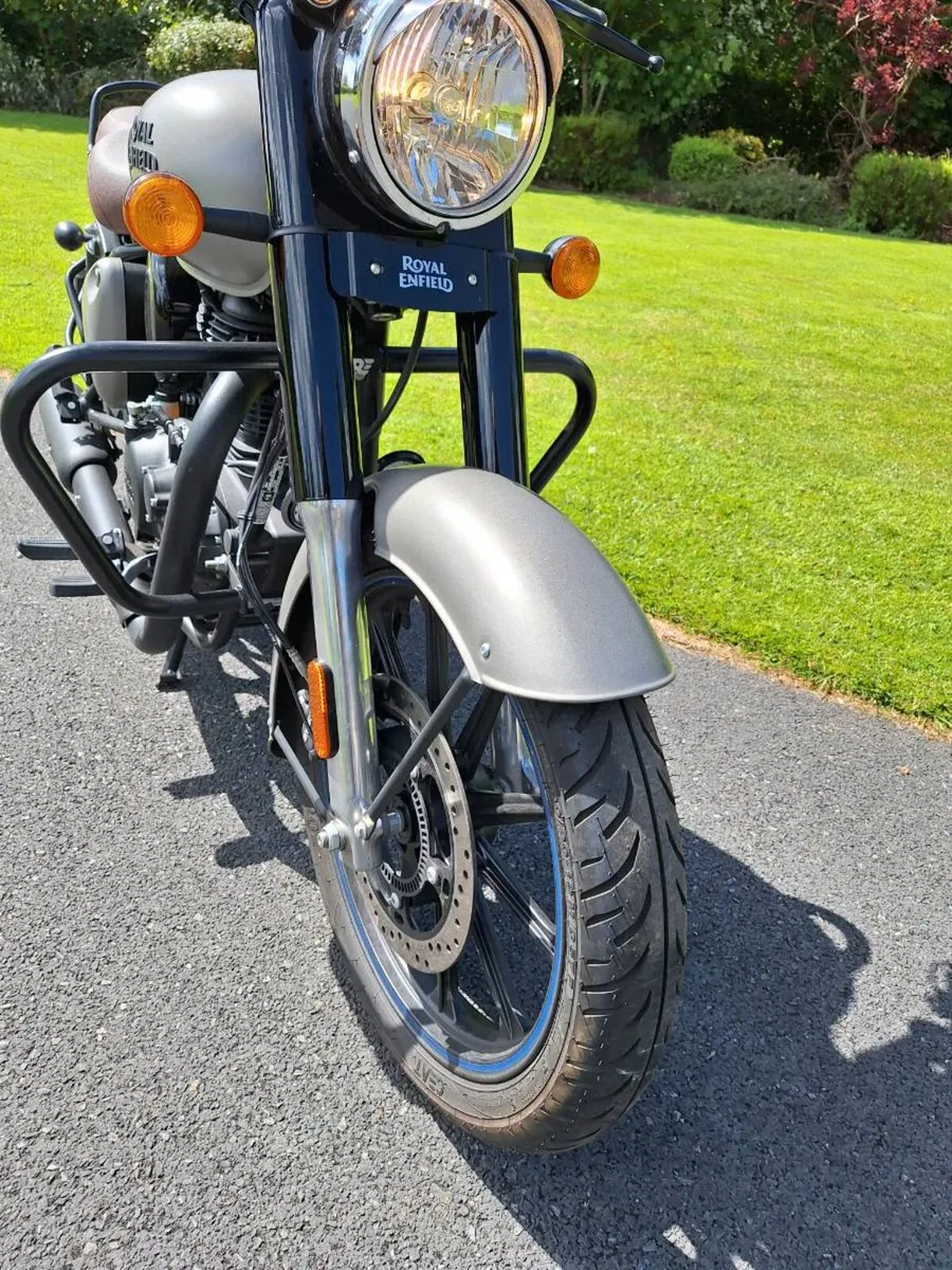 Motorcycle Royal Enfield - Image 4
