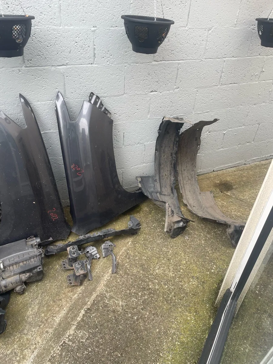 2022 Toyota Land Cruiser parts - Image 2