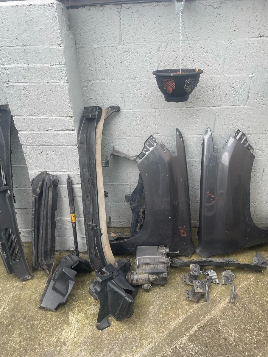 2022 Toyota Land Cruiser parts - Image 3
