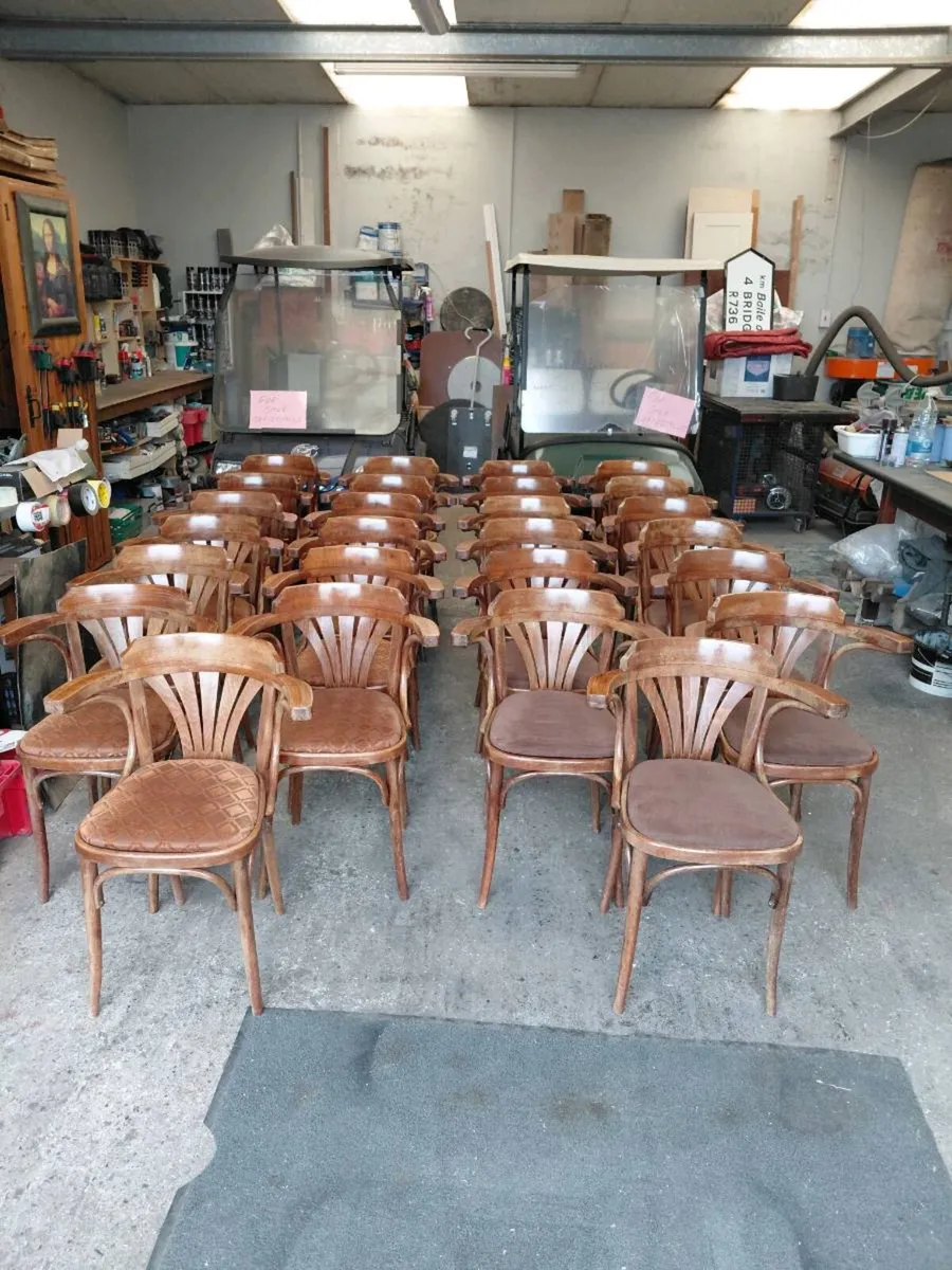 Bar pub  stools tables furniture - Image 4