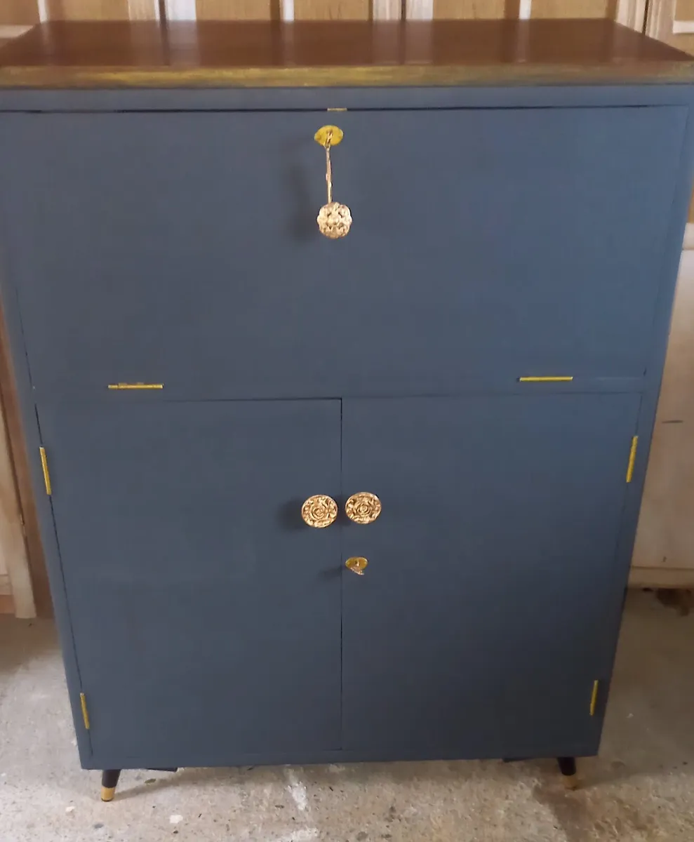 Vintage cocktail cabinet - Image 2