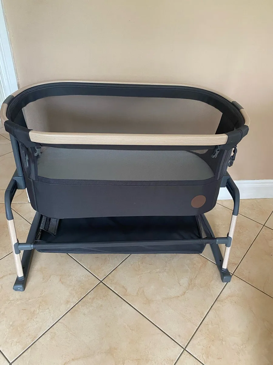 Maxi cosi co sleeper - barely used