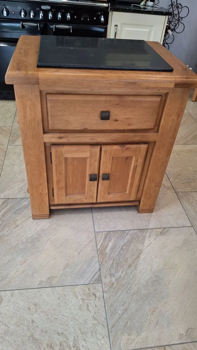 Free standing butchers block - Image 3