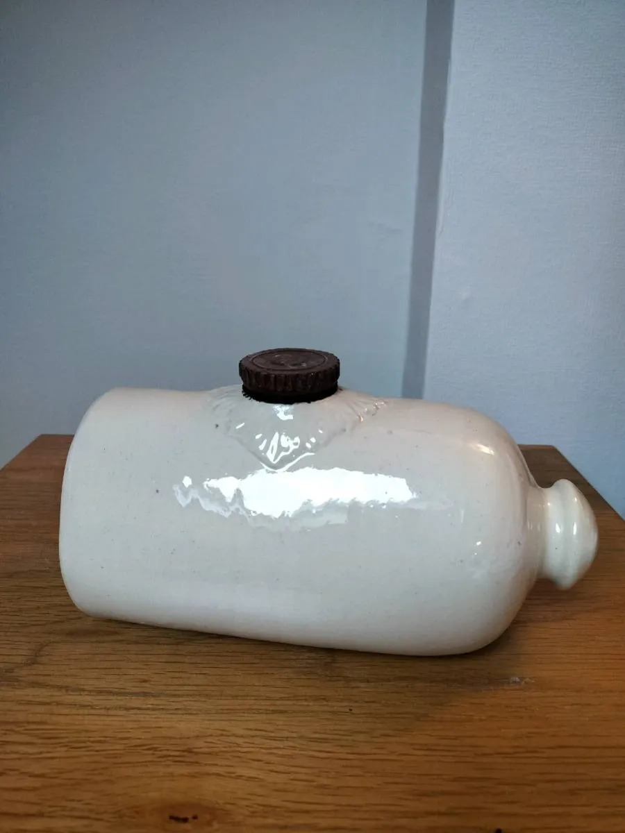 Vintage hot water bottle - Image 1