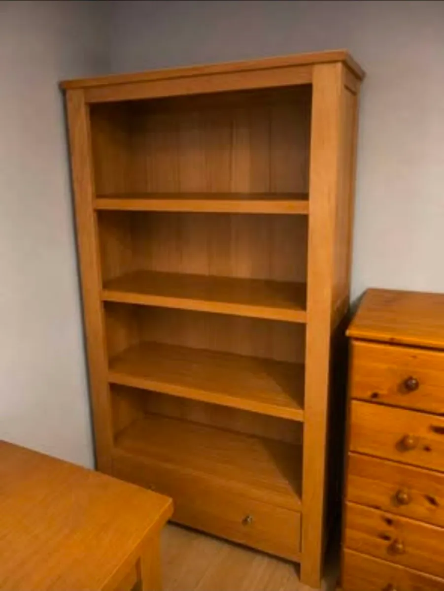 Solid Wood Bookcase – Excellent Condition
Quality