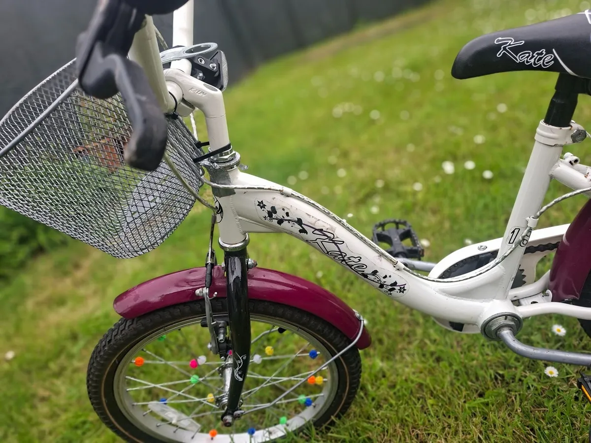 Kids 18 inch bike (6-8 yr old) - Image 1