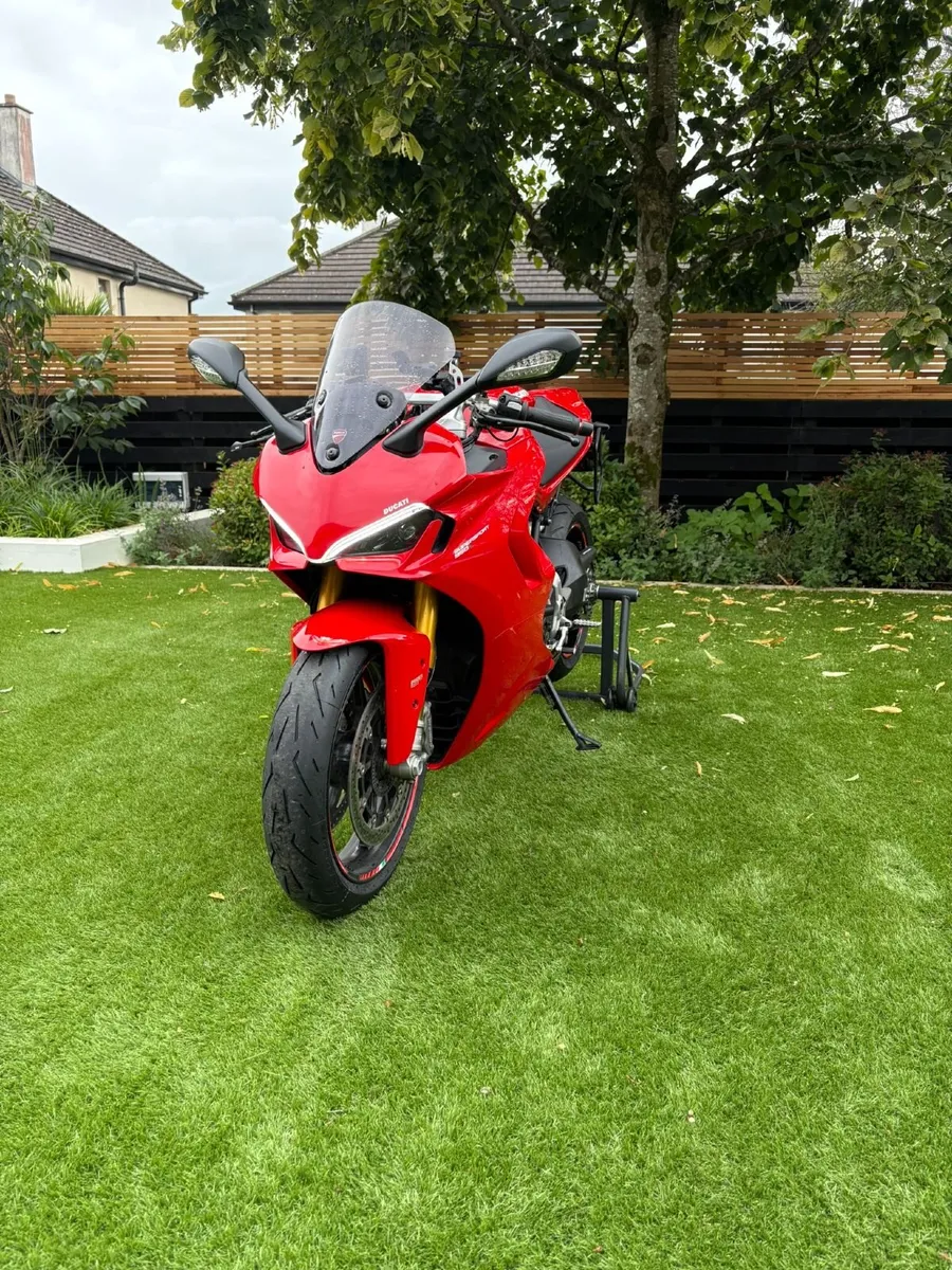 Ducati Supersport 950S - Image 4