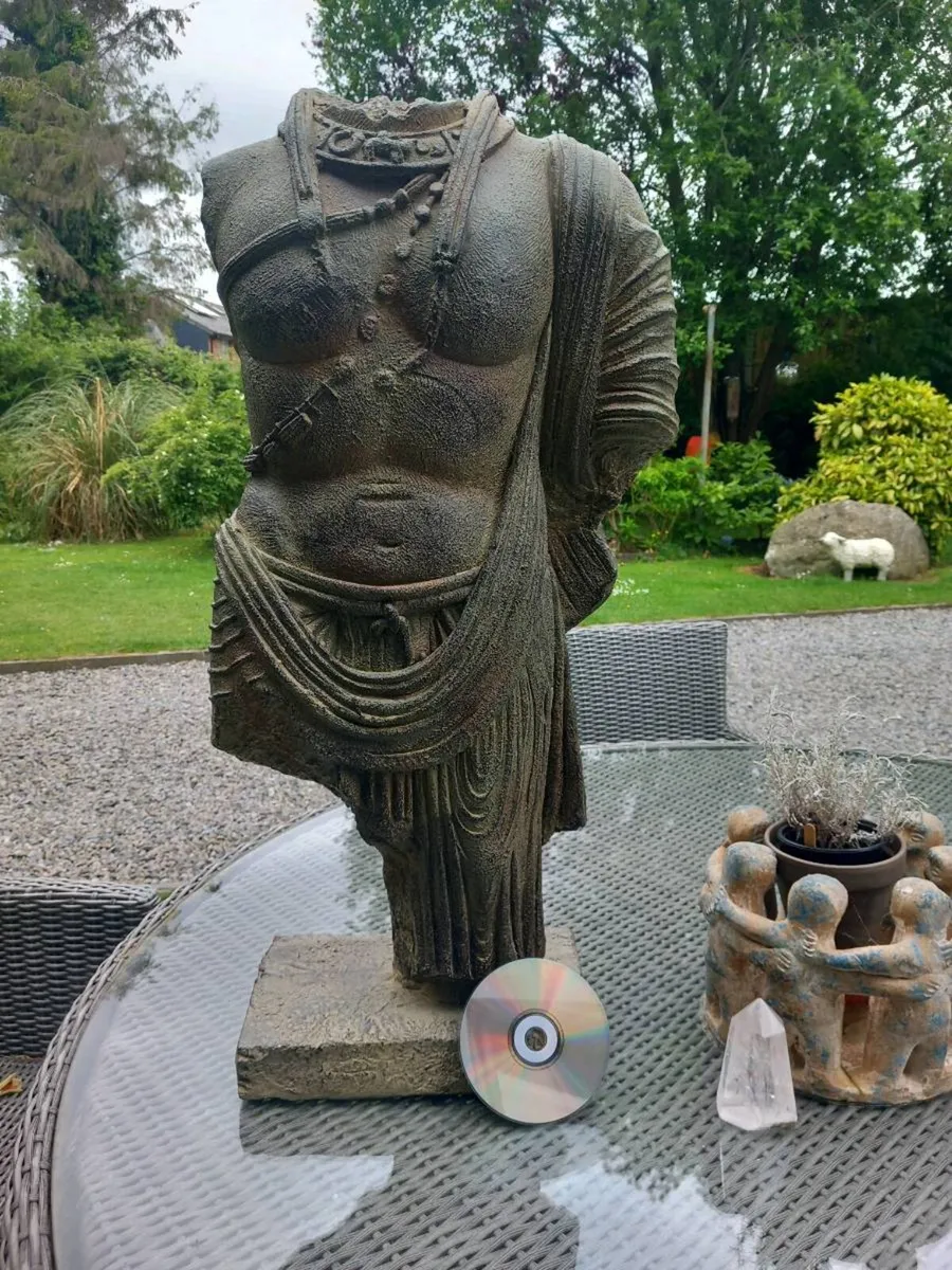Large Roman soldier resin bust, D18 NEW - Image 1