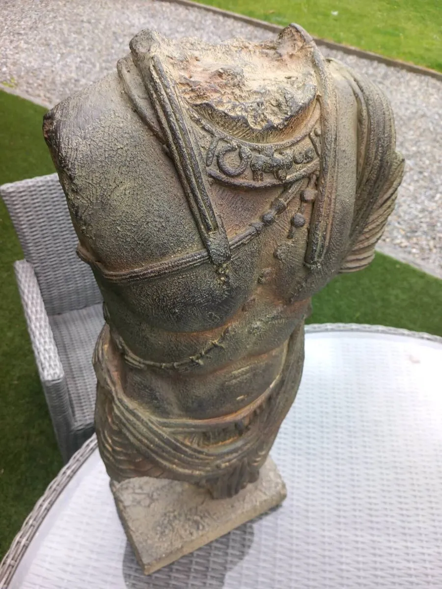 Large Roman soldier resin bust, D18 NEW - Image 4