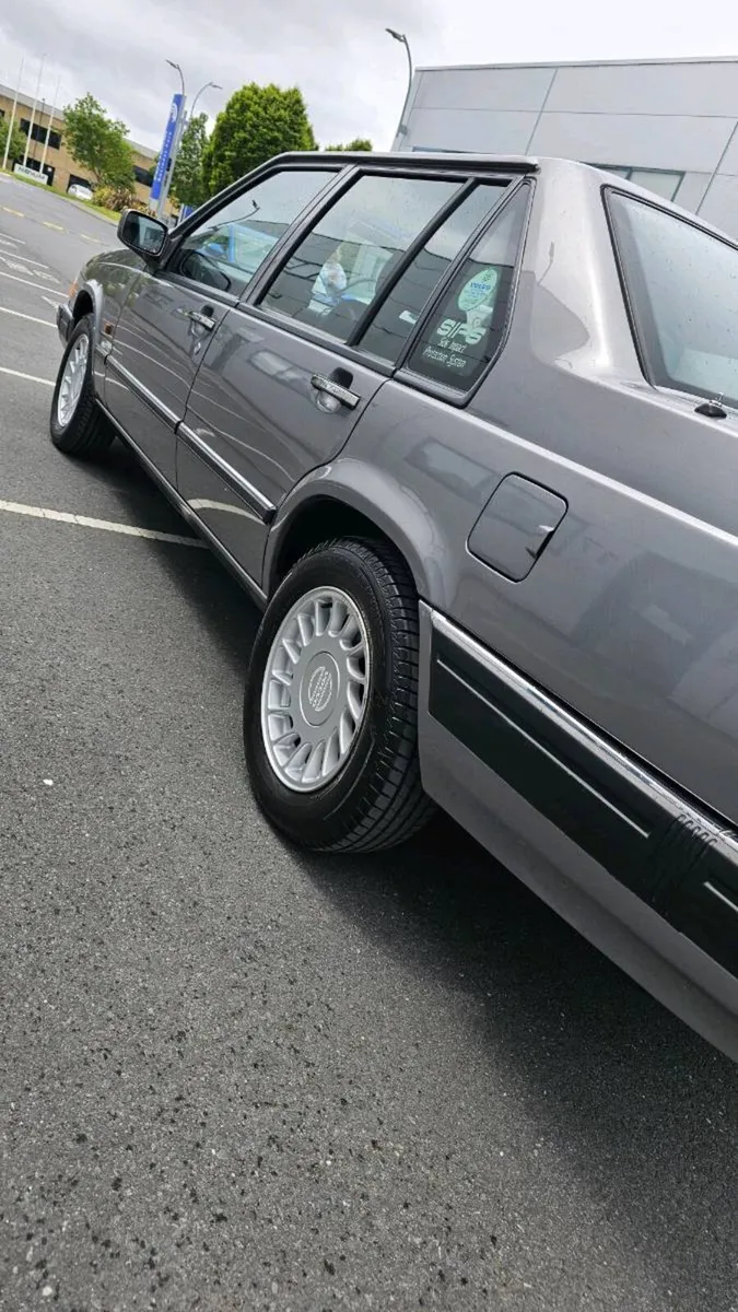 Volvo 960 - Image 2