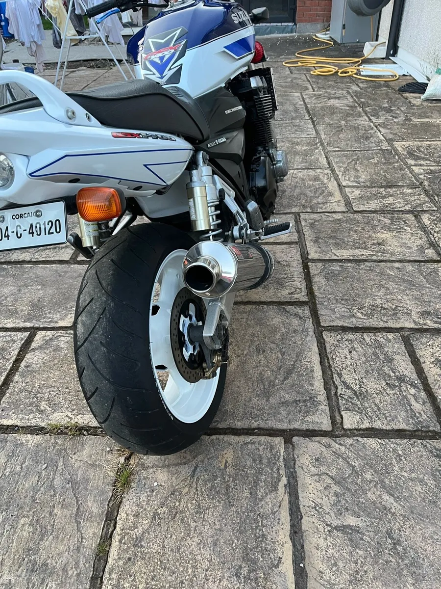 Motorcycle - Image 3