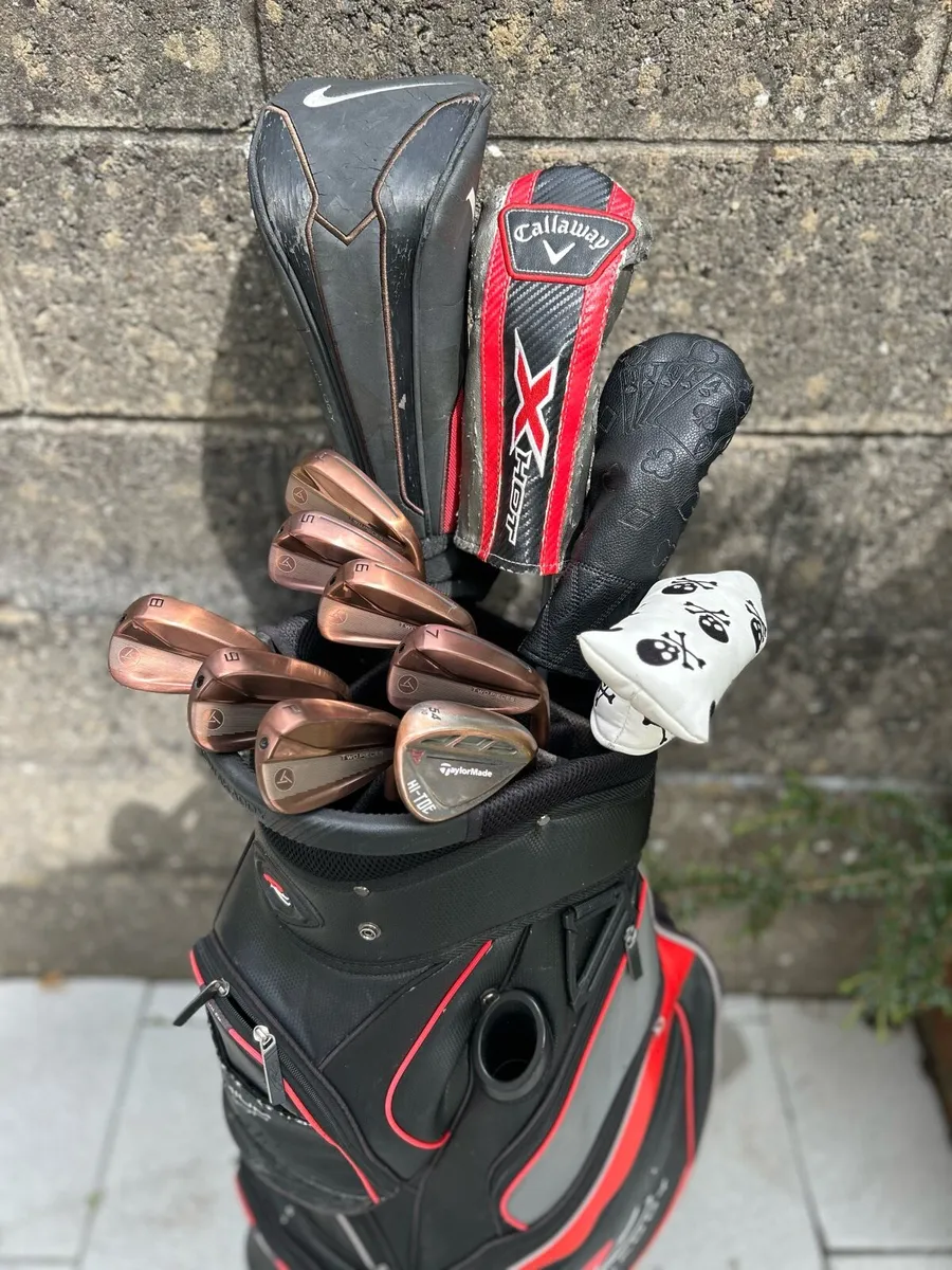 Full set of golf clubs - Image 1