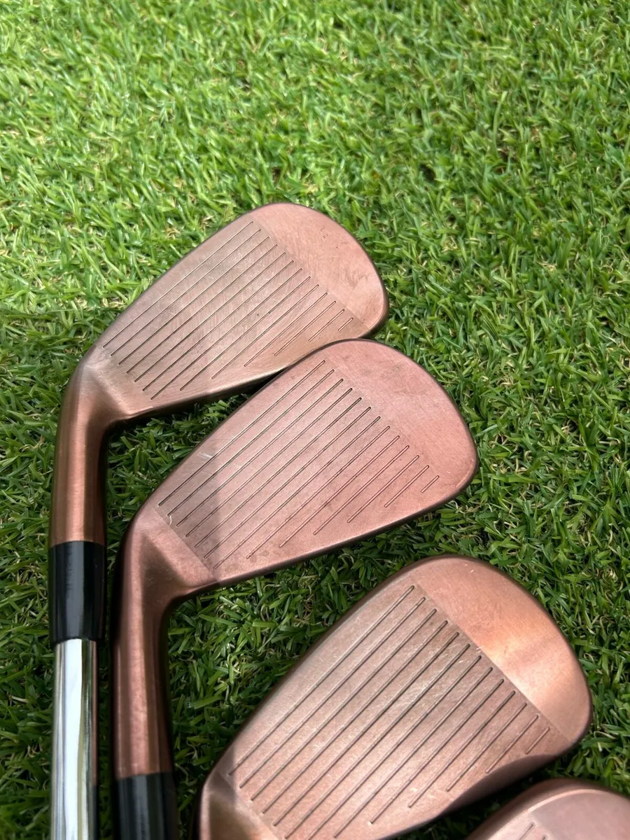 Full set of golf clubs - Image 4