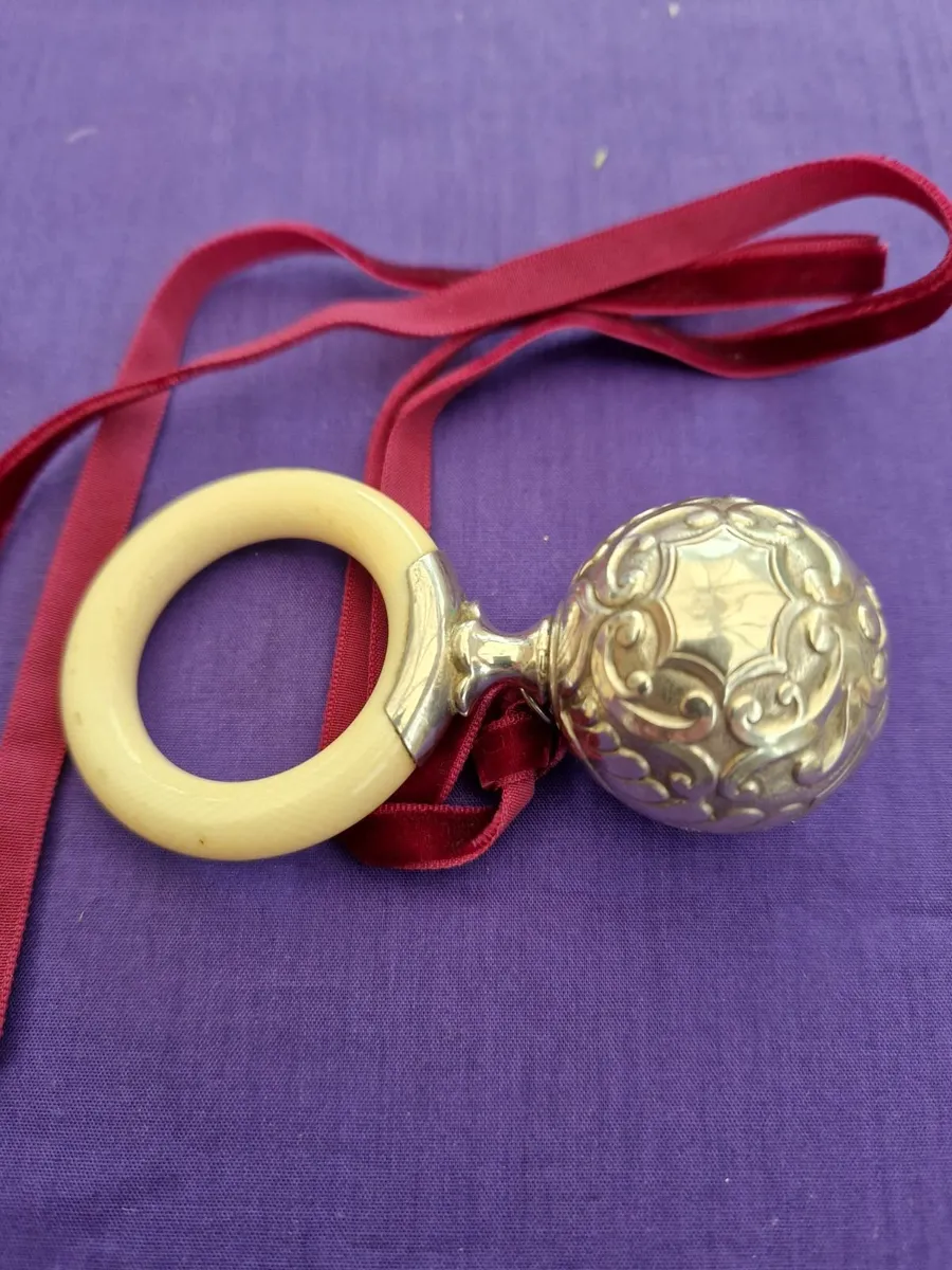 Antique baby rattle. - Image 1