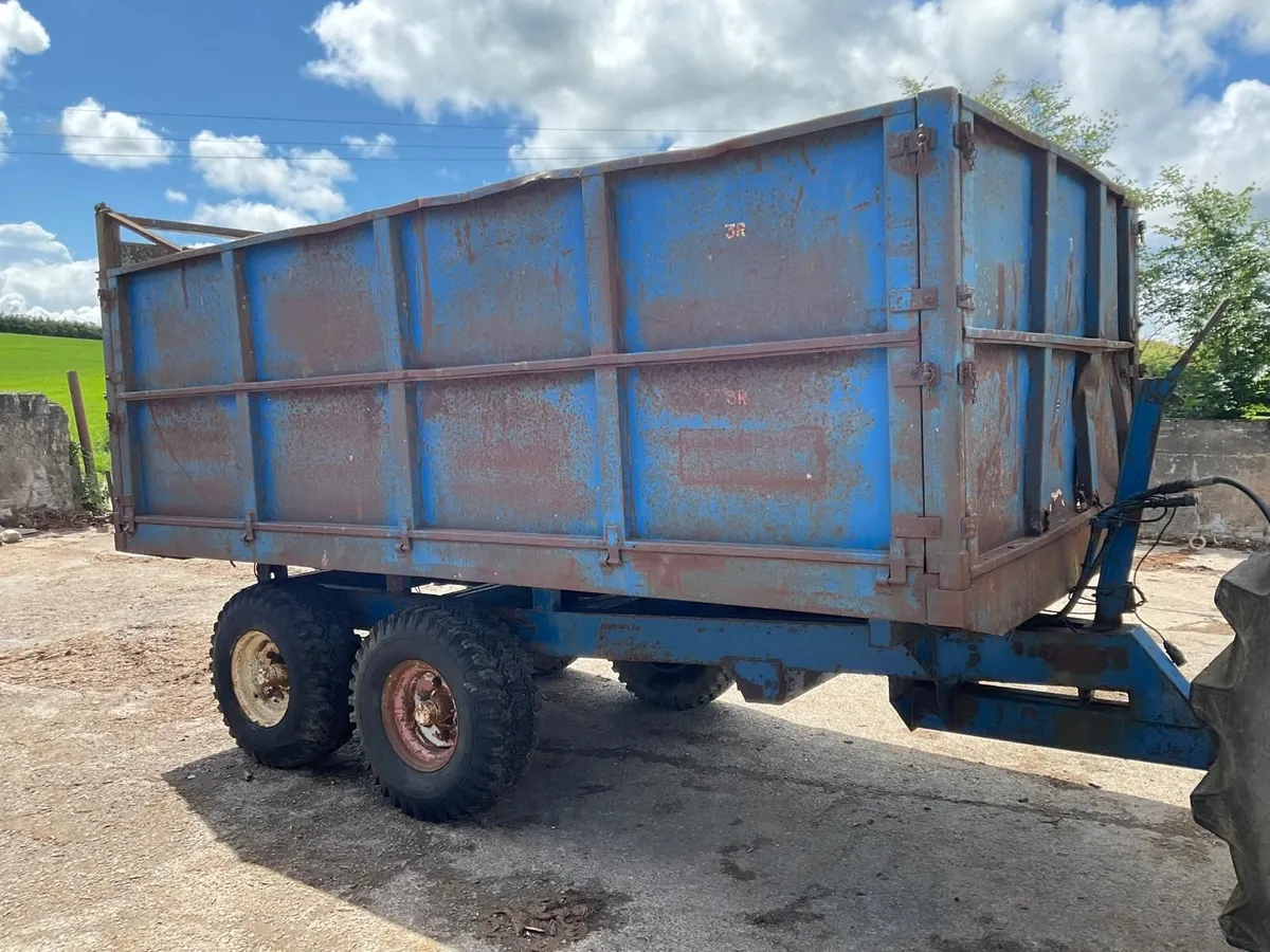 Grain trailer - Image 2